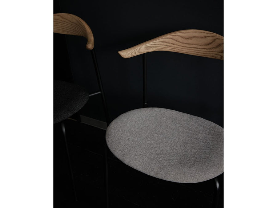 ATOM CHAIR