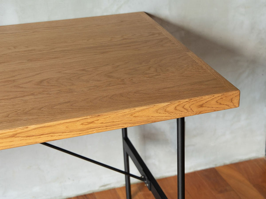 sine dining table 1600