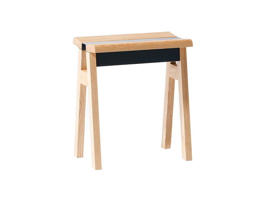 Hi.series stool