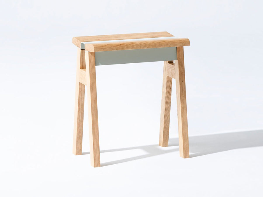 Hi.series stool