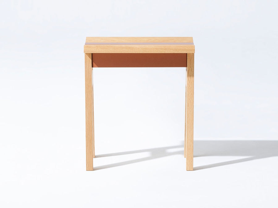 Hi.series stool