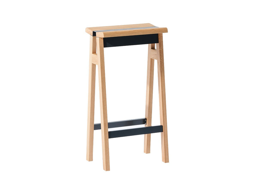 Hi.series hi-stool