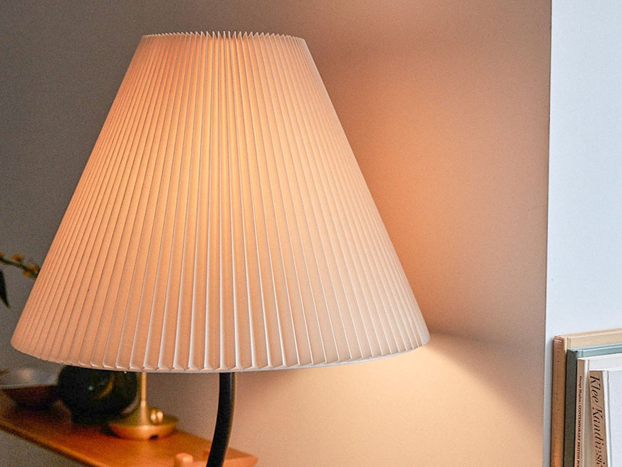 WAVY FLOOR LAMP