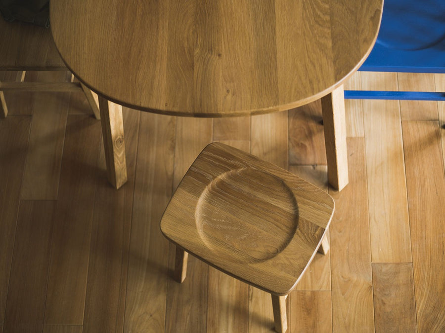 merge dining stool