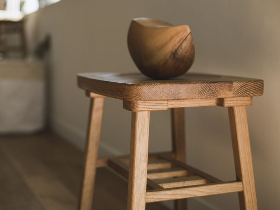 merge dining stool