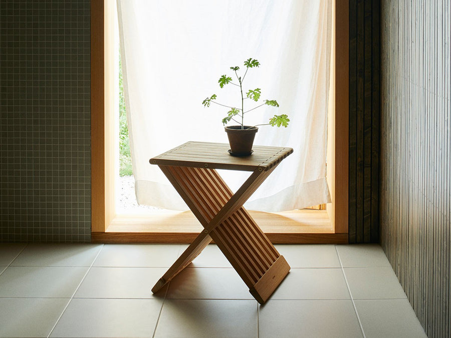 Fionia Stool