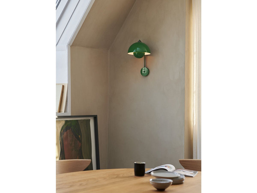 Flowerpot Wall Lamp VP8