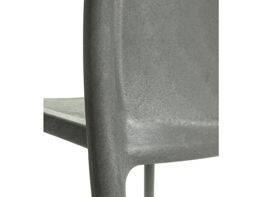 RE AIR-CHAIR