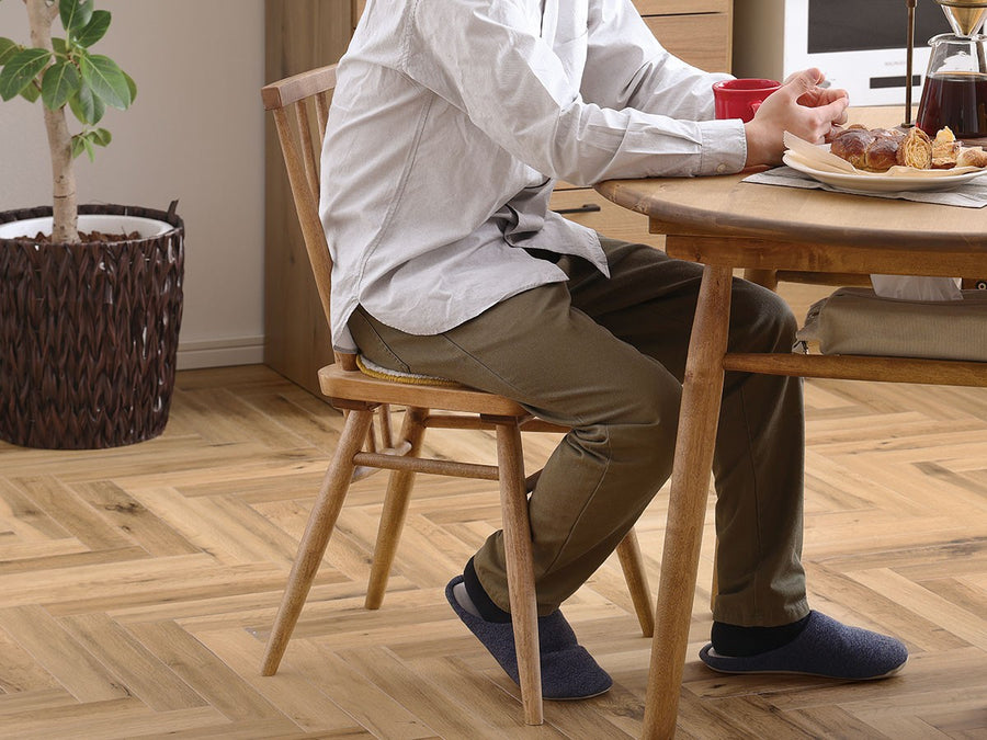 anemone dining chair