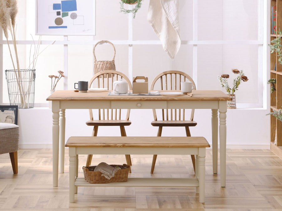 Fennel dining table