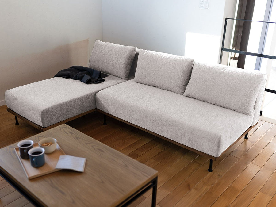 Mote. unit sofa wide