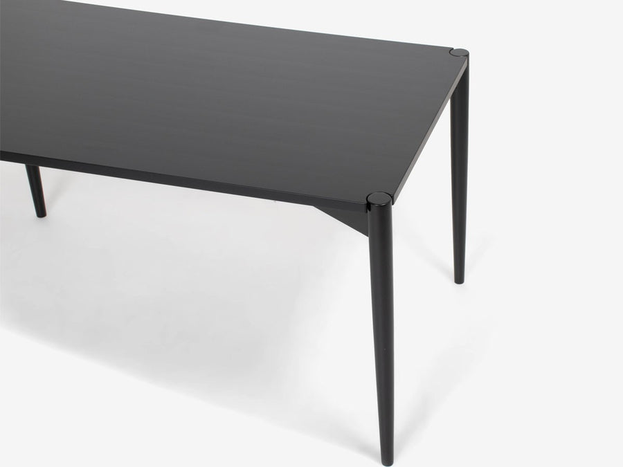 LYKKE Dining Table