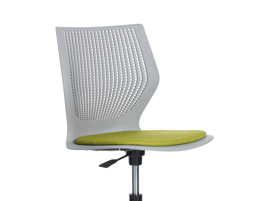 MultiGeneration Chair High Stool