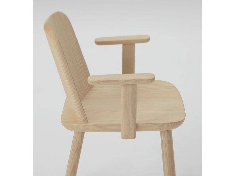 Fugu Lobby Chair