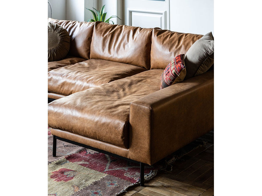 PLUTO SMALL COUCH SOFA