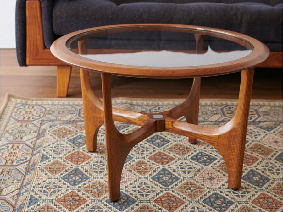 SILHOUETTE CENTER TABLE