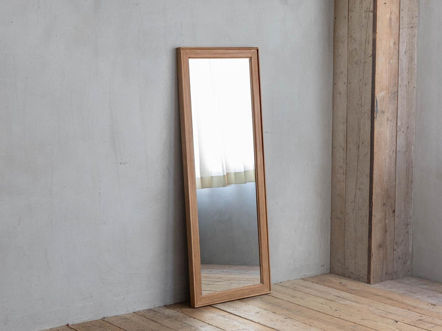 TOIRO STAND MIRROR