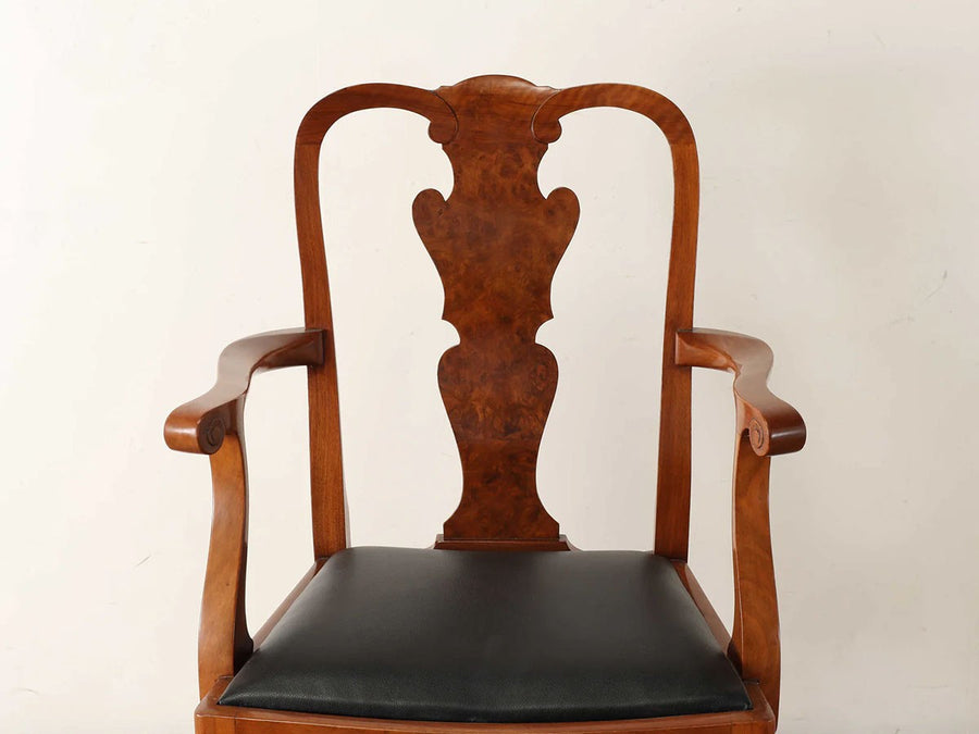 Real Antique Q/A Arm Chair