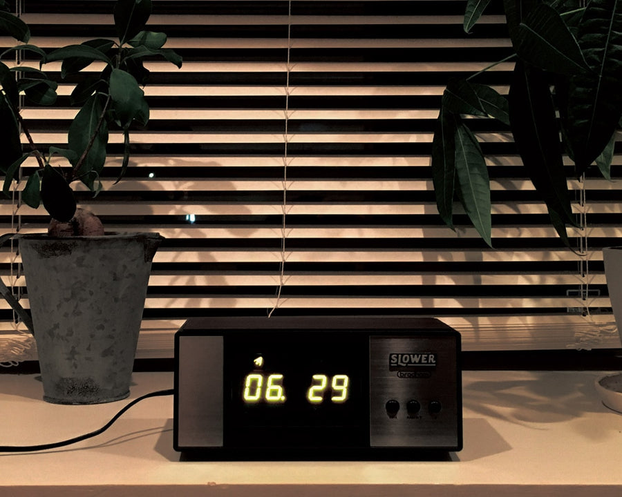 LED DESK CLOCK Bradhum LEDデスククロック ブラハム