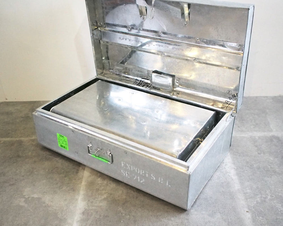 STEEL TRUNK SET