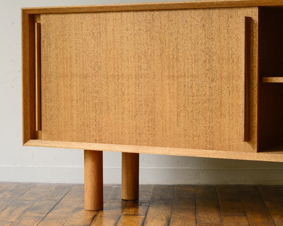 Mrrlapi Low Cabinet