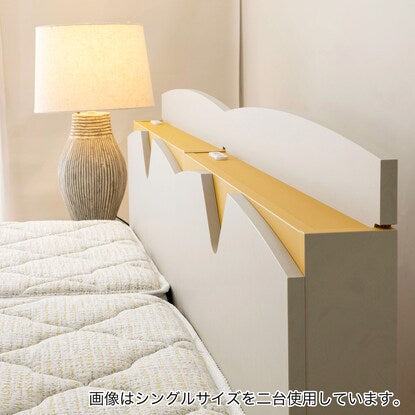 Single bed with power outlet and shelf (Stocatore Ivory Palm)