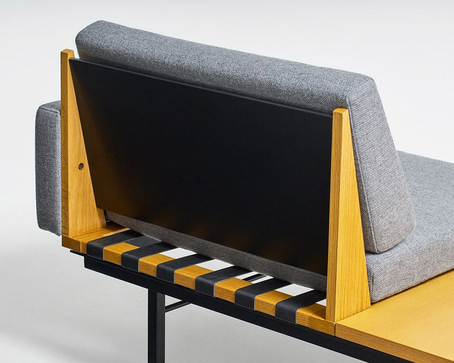 Form Group Right Arm Sofa with Table 1seater