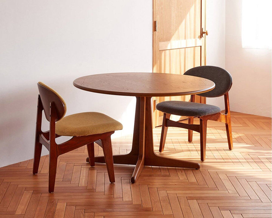 TRESTLES LOUNGE CHAIR Beige トラッセルラウンジチェア ベージュ