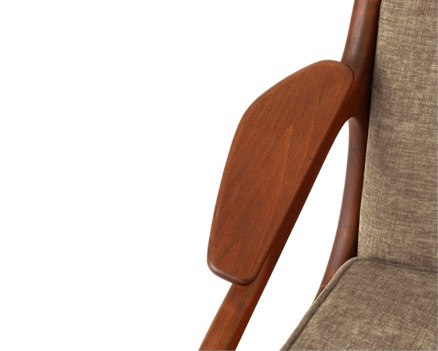 MADISON LOUNGE CHAIR Madison Lounge Chair
