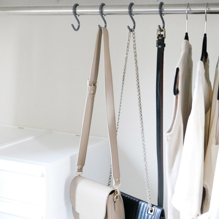 Large S-hook, warm gray