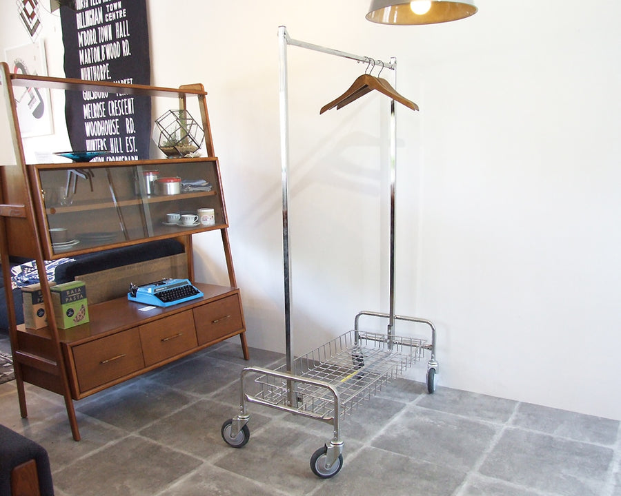 GARMENT RACK with SHELF 48"