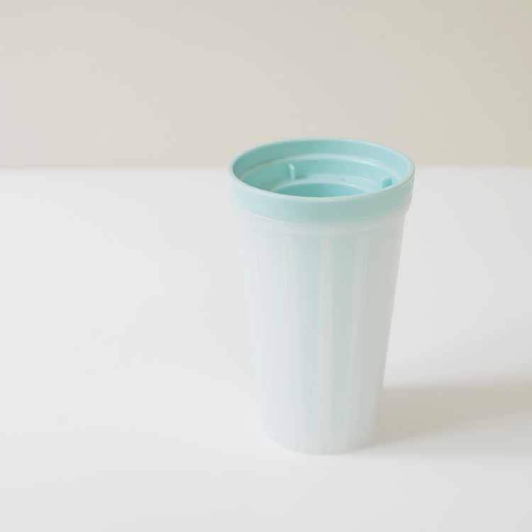 Crushed Ice Maker Light Blue