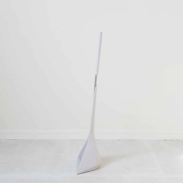 Sweep Compact White Gray