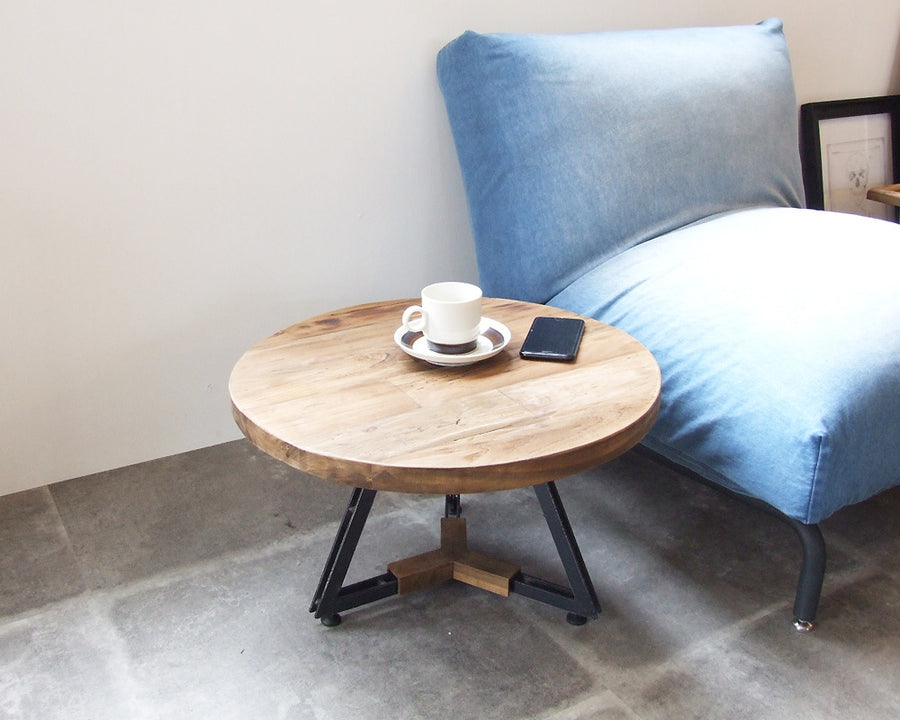 FENDY ROUND COFFEE TABLE Fendi round coffee table
