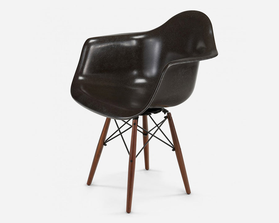 Fiberglass Arm Shell Chair CHARCOAL
