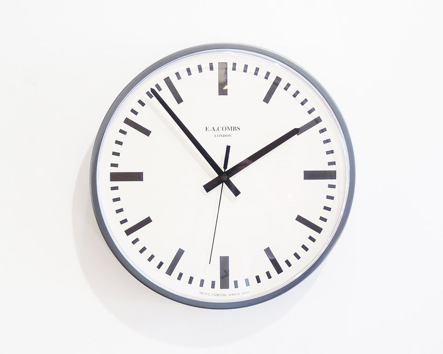 E.A. COMBS WALL CLOCK Bar E.A. 棒指標
