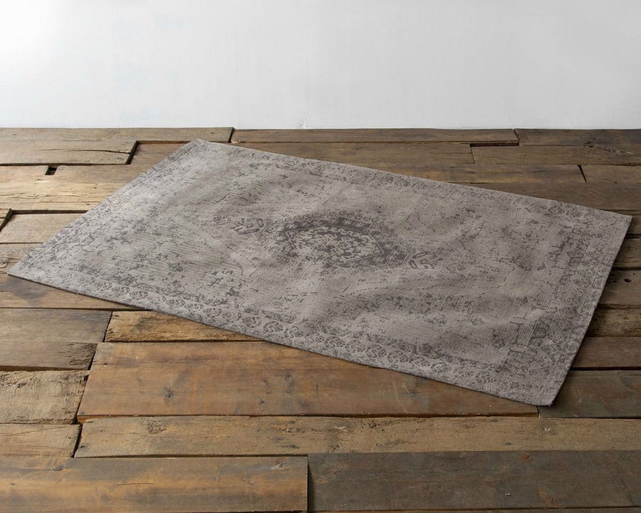 VINE YARD RUG Gray Vine Yard Rug Gray