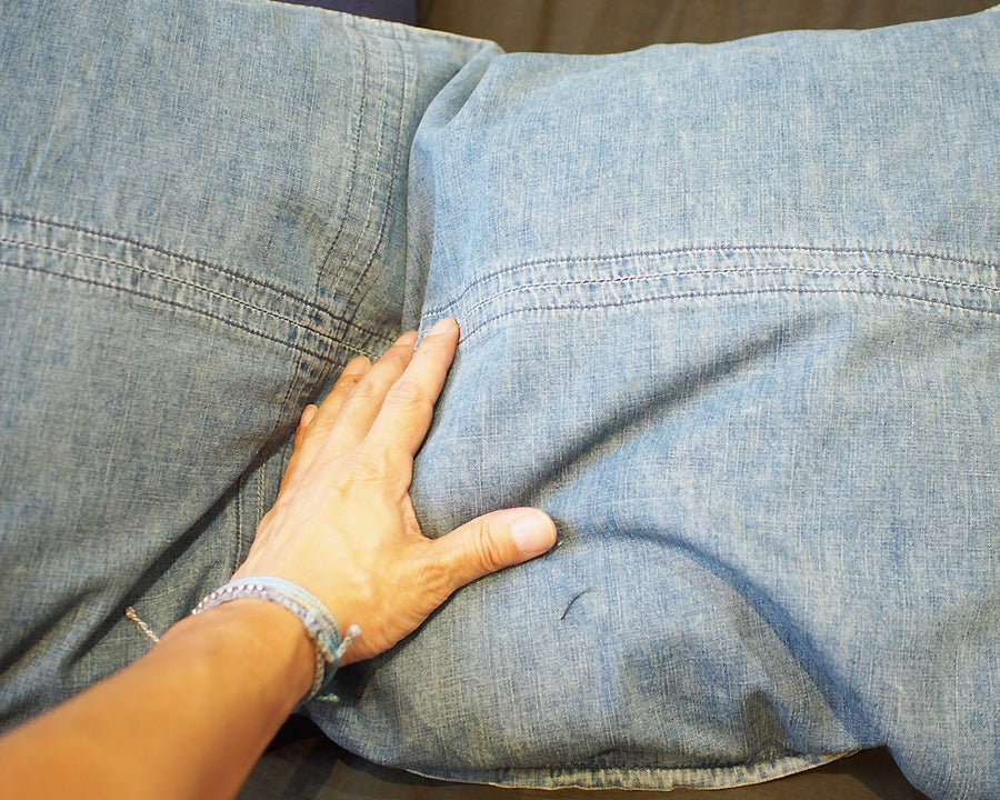 Grandad Check Long Feather Cushion Denim ロングフェザークッション デニム
