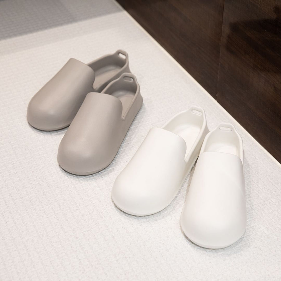 White bath slippers