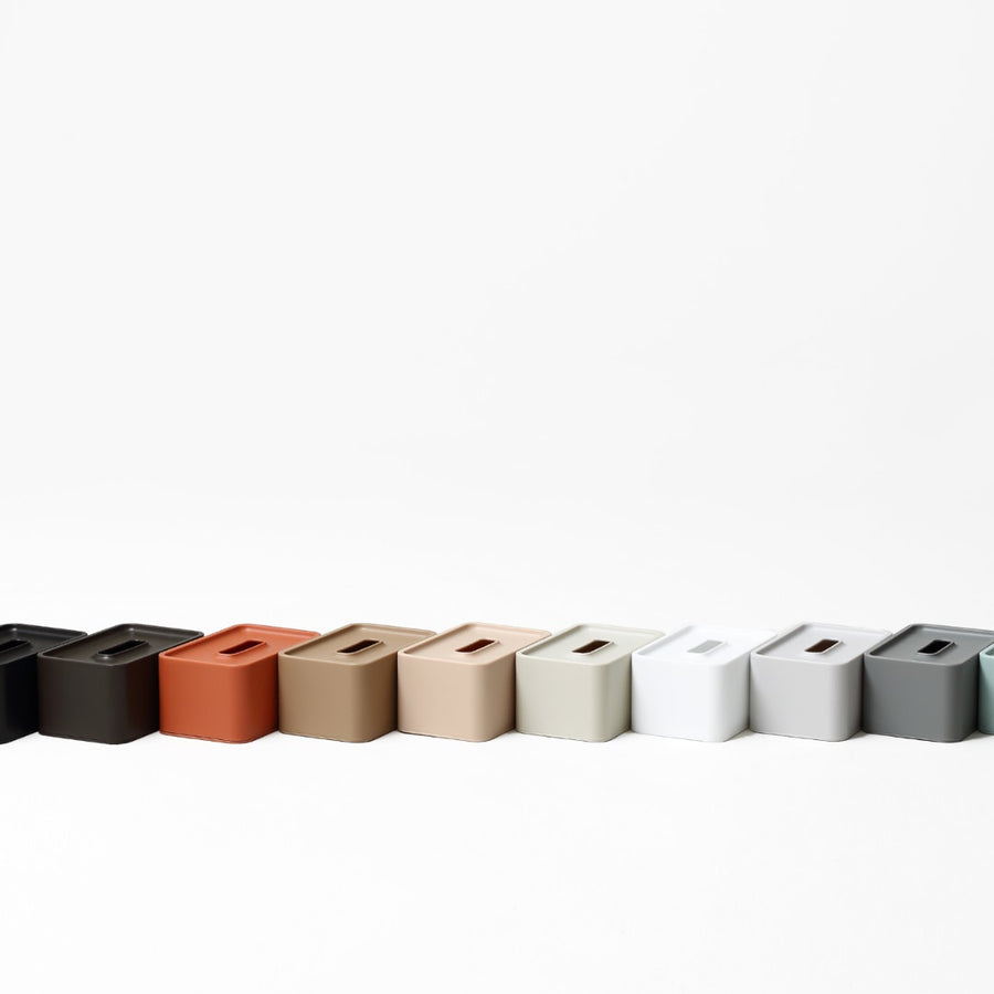 compact tissue case