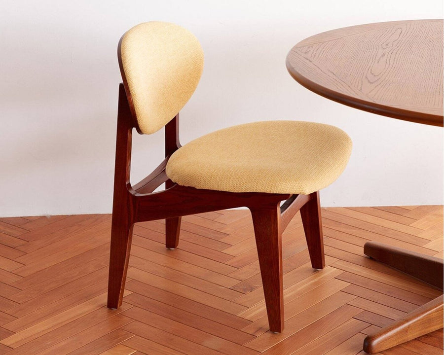 TRESTLES LOUNGE CHAIR Yellow トラッセルラウンジチェア イエロー