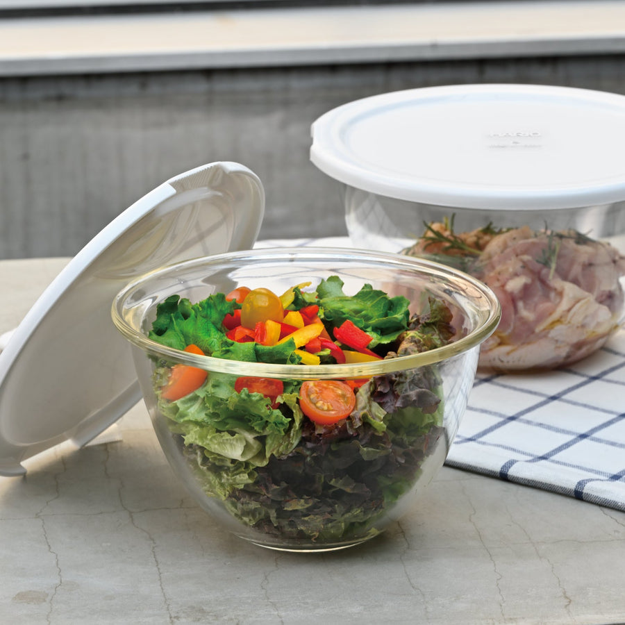 Heat-resistant glass bowls with microwave lids, set of 3