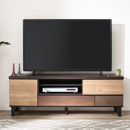 TV Stand (Lowboard Random 140 LB DBR)