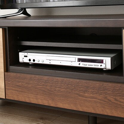 TV Stand (Lowboard Random 140 LB DBR)