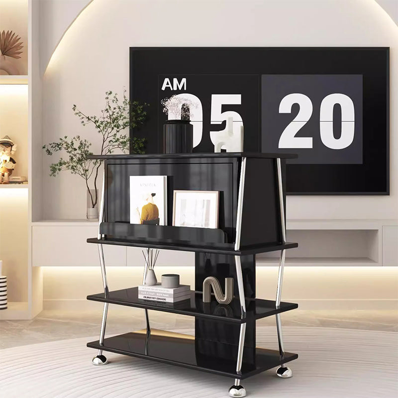 Monotone stainless steel shelf
