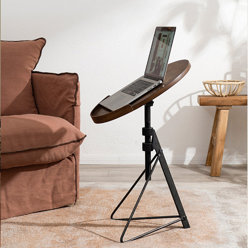 Adjustable angle round table