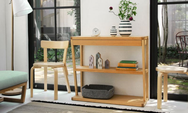 Compact SO-12 Console Table Natural