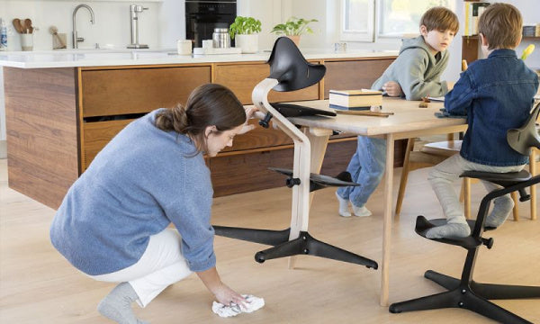 Nomi Chair, Natural Black