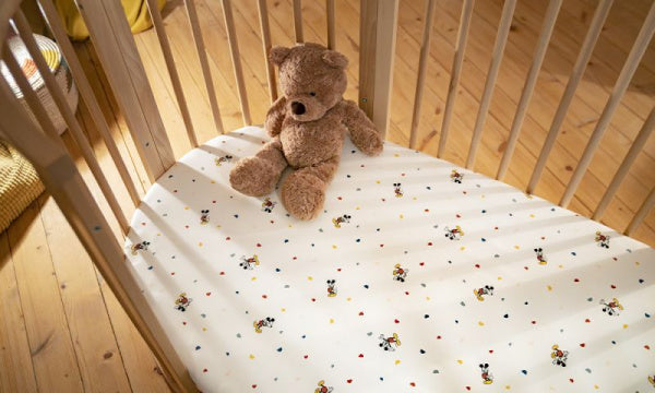 STOKKE SLEEPI ベッド フィットシーツ V3 ミッキー セレブレーション