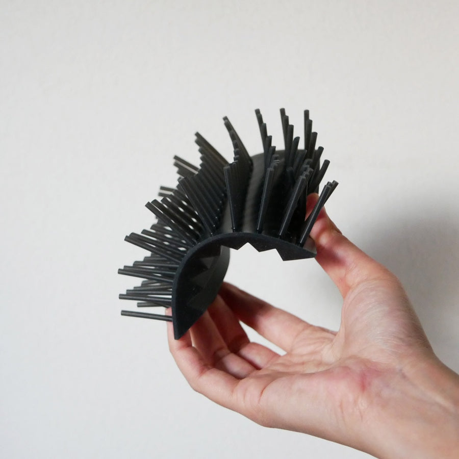 Pointy Black